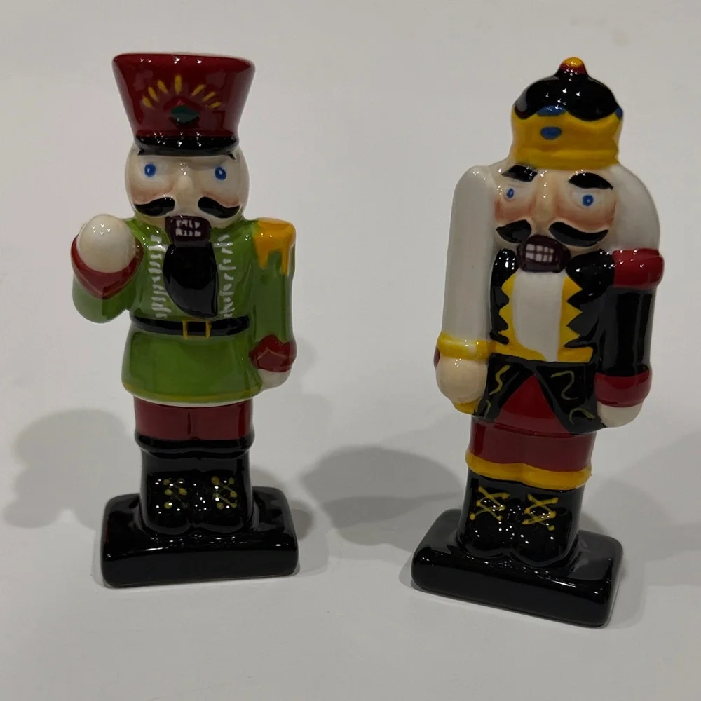 World Market Nutcracker Salt & Pepper Shakers 2010 Set of 2 Original Box